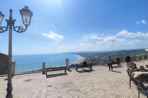 Vasto House
